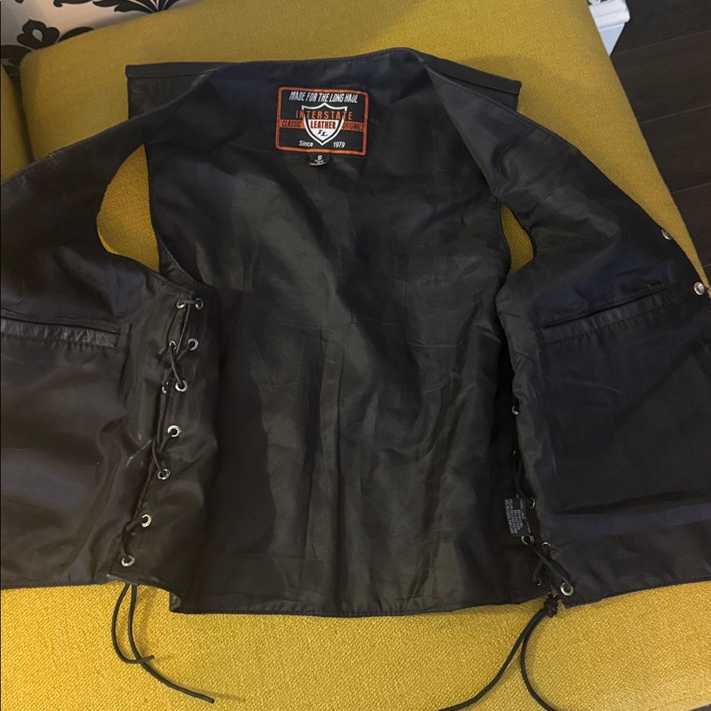 Interstate leather - lace up women’s vest 🎉 - Picture 10 of 14